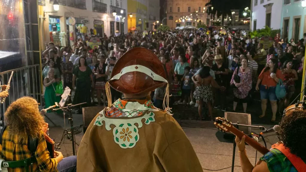 Tem forró nos quatro cantos do São João do Centro Histórico! Até o dia 25 de junho shows diários e gratuitos subirão nos palcos