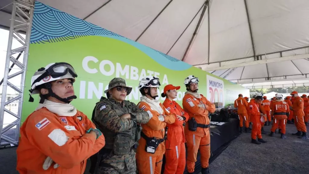 equipamentos para Operação Florestal da Caravana Bahia Sem Fogo, que tem como objetivo coordenar as ações de prevenção,