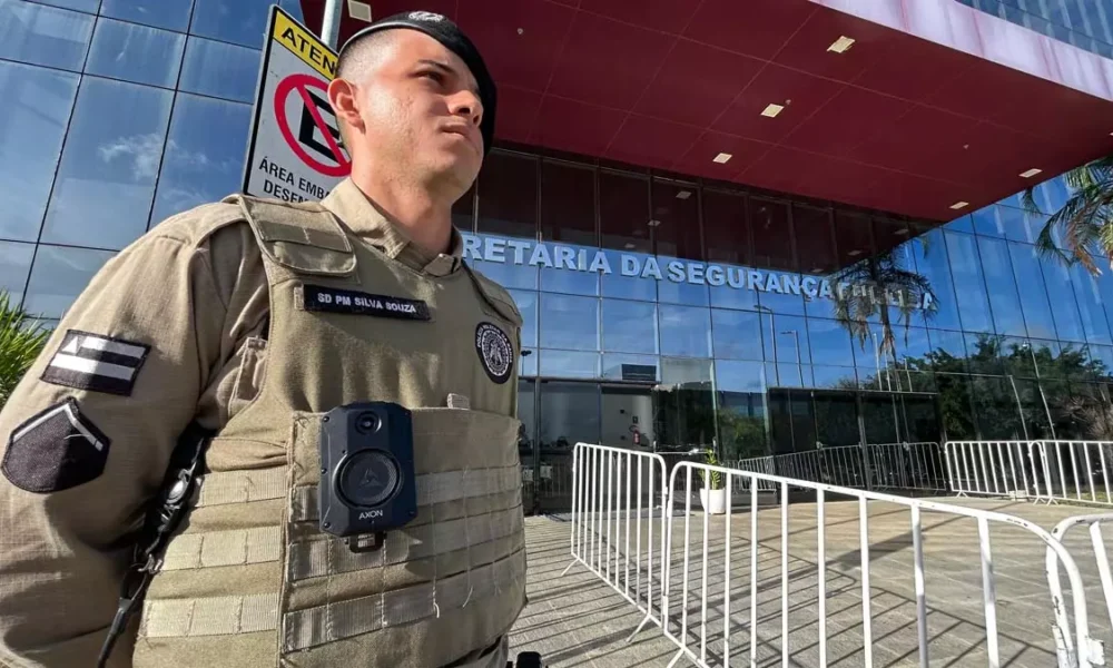 18° BPM (Centro Histórico) iniciaram nesta terça-feira (11), a utilização das Câmeras Corporais Operacionais (CCO).