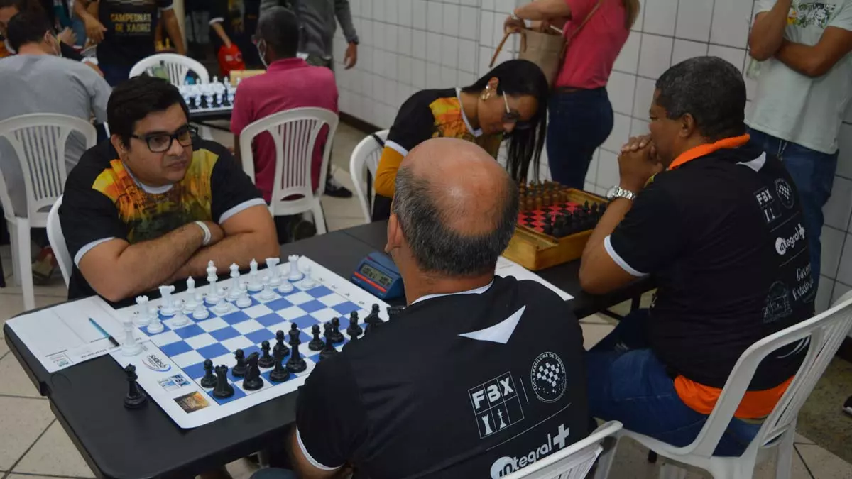 O Campeonato Baiano de Duplas, Trios e Equipes de Xadrez acontece neste sábado (25), e domingo (26), no Costa Verde Tennis