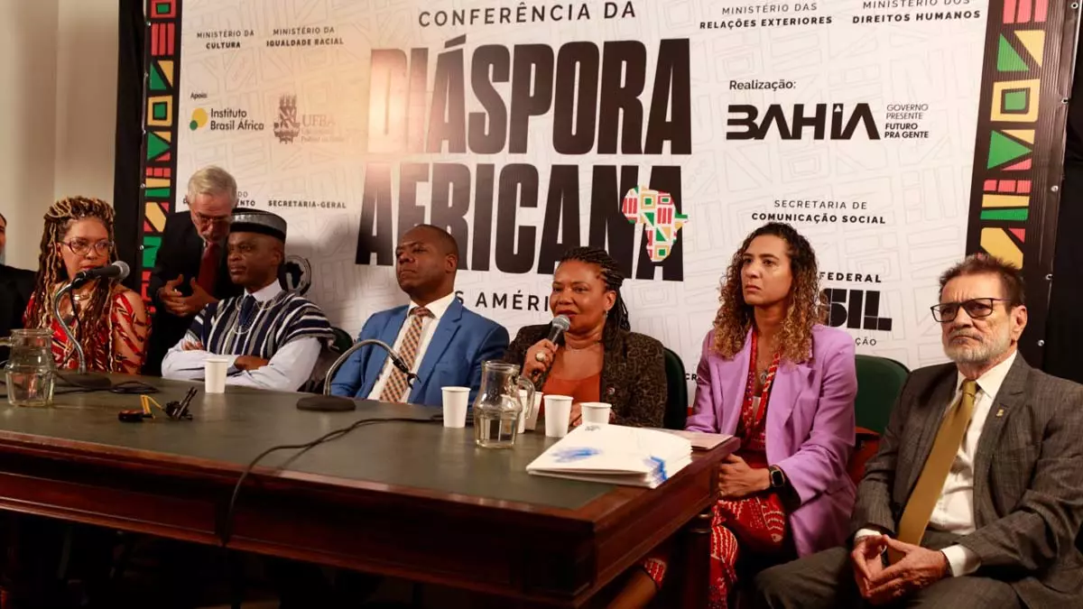 A palavra "diáspora", que remete à dispersão forçada de um povo, é essencial para entender a história do Brasil, o país que mais recebeu