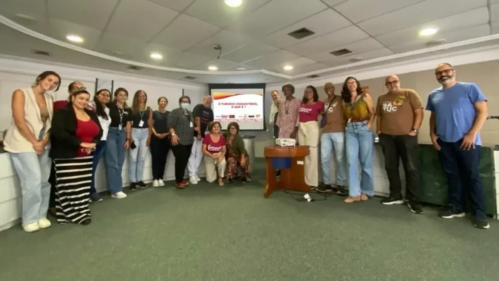 Integrantes do Comitê Gestor do Turismo Comunitário da Bahia, formado por representantes do Governo do Estado, da sociedade civil