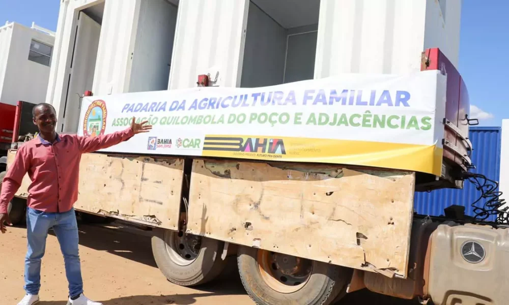 a primeira padaria da agricultura familiar instalada em contêiner. O equipamento foi entregue pelo Governo do Estado, por meio