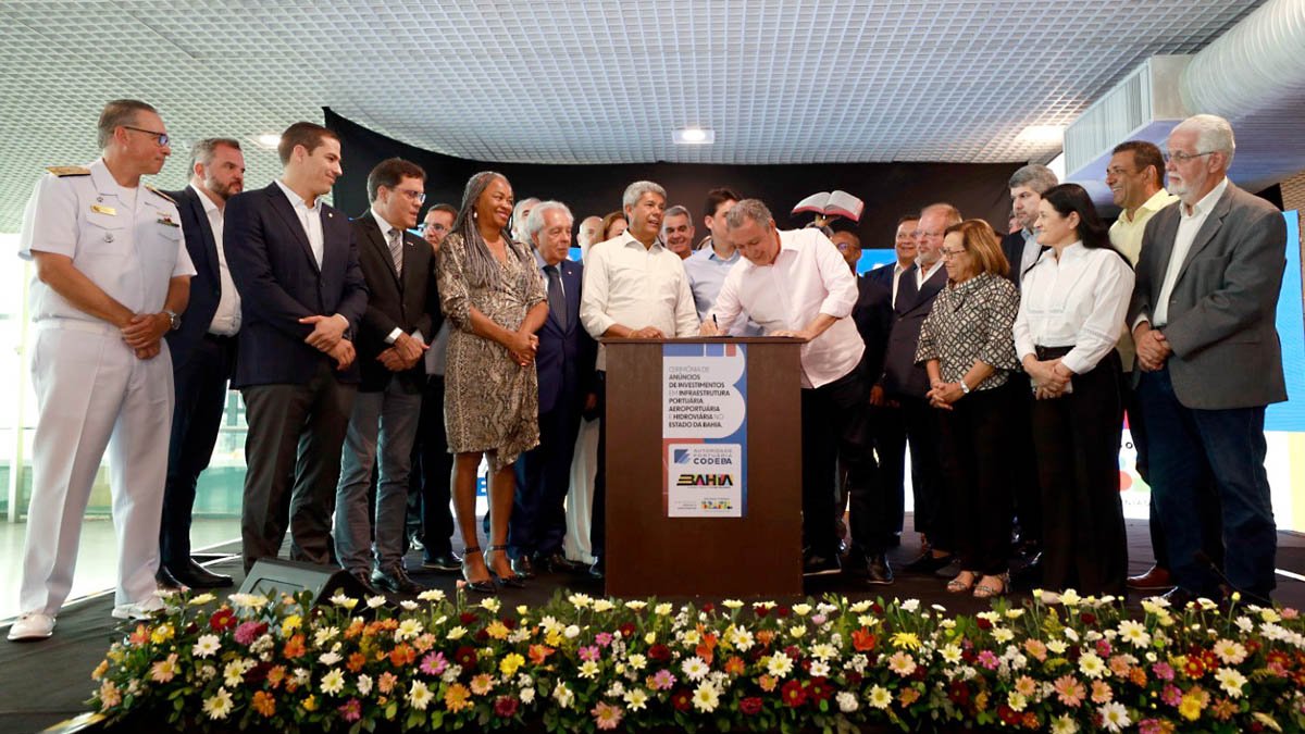 A Bahia receberá mais de R$ 5,6 bilhões em investimentos para melhorar sua infraestrutura portuária, aeroportuária e hidroviária,