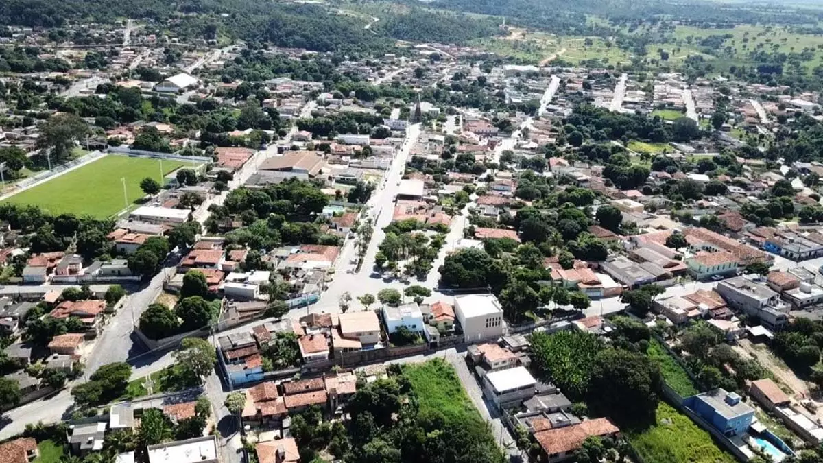 Algo raro em eleições municipais, mas não impossível, aconteceu na eleição para a prefeitura de Inhaúma (MG). Os dois candidatos