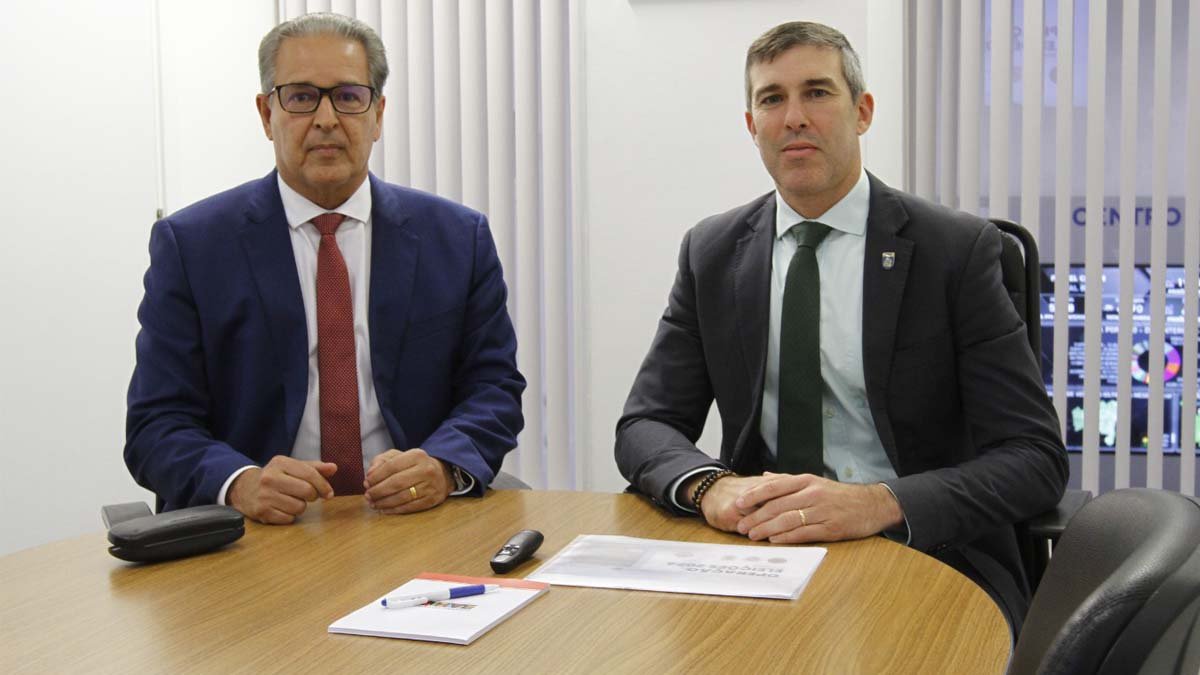 pelo Tribunal Regional Eleitoral (TRE) da Bahia. A reunião aconteceu no Centro de Operações e Inteligência (COI) da SSP, no CAB. 