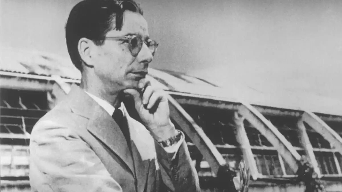 O baiano Anísio Teixeira é oficialmente o patrono da escola pública brasileira. A lei, prevendo o título ao professor morto em 1971,