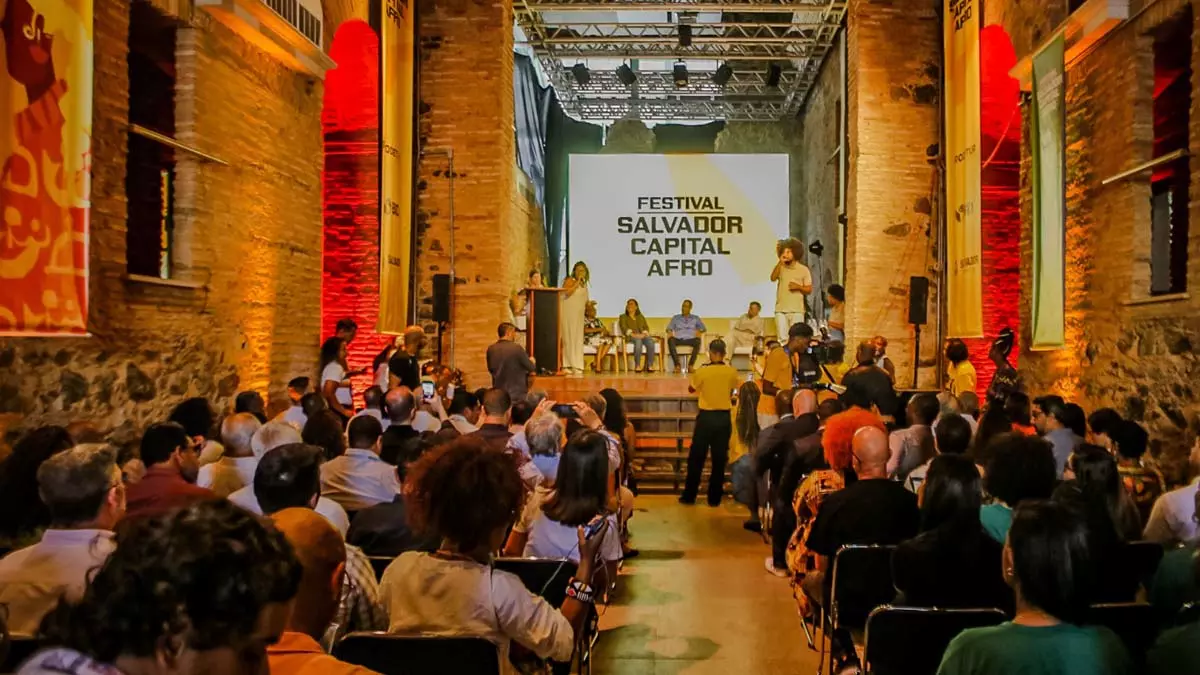 Nesta quarta-feira (6), a capital baiana será palco do Festival Salvador Capital Afro (SCA), evento que promove a economia criativa