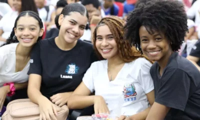 Com o objetivo de fortalecer uma cultura de paz, os estudantes do Colégio Estadual Renan Baleeiro, em Águas Claras, participaram,