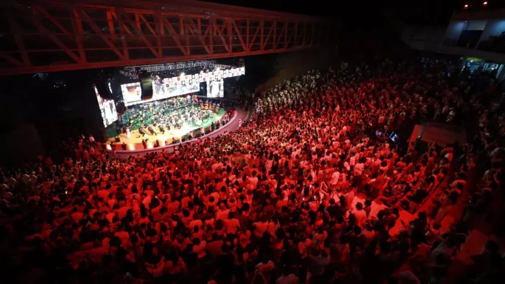 O concerto “Sinfonia Terra Brasilis”, apresentado pela Orquestra Sinfônica da Bahia (Osba), encerrou nesta sexta-feira (8) as atividades