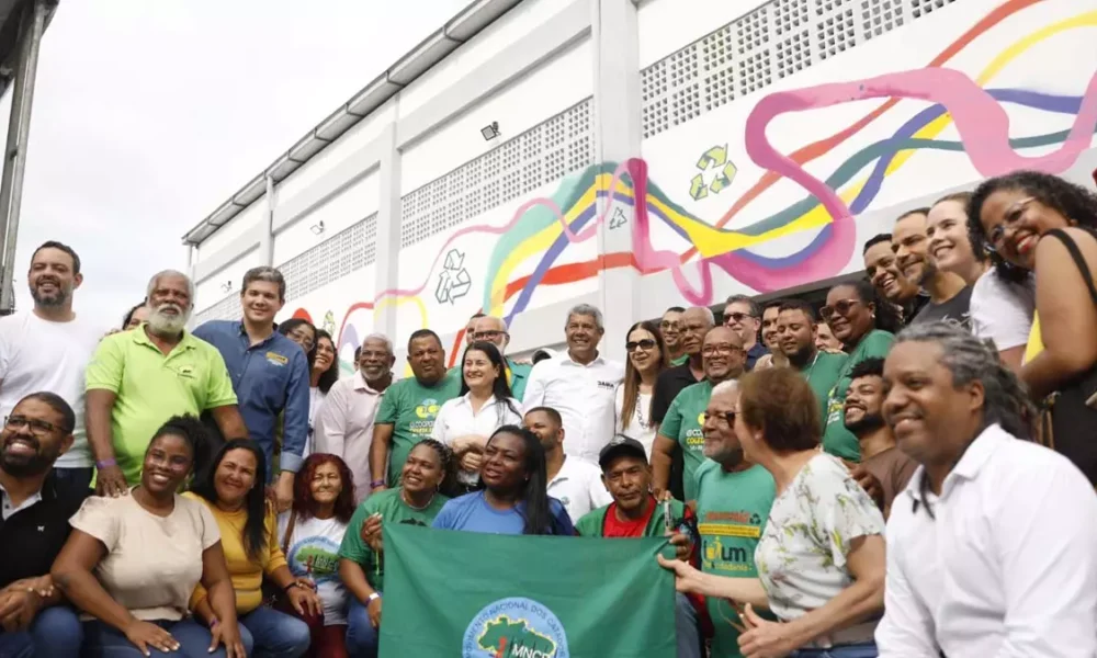 “Hoje é um dia histórico na vida da cooperativa, dos catadores e de todas as famílias que são atendidas por ela. Um espaço que vai dar