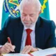 O presidente Luiz Inácio Lula da Silva assinou nesta segunda-feira (23) o indulto natalino de 2024. Na edição deste ano, publicada