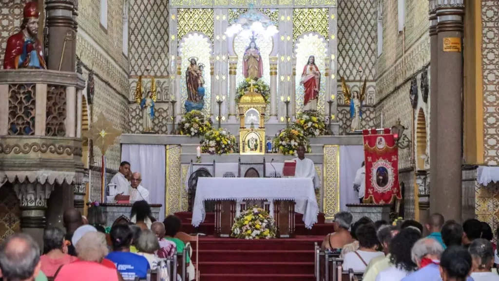 foi de alegria e muita festividade na região da Lapinha, com a comemoração do Dia dos Santos Reis ou simplesmente Dia de Reis.