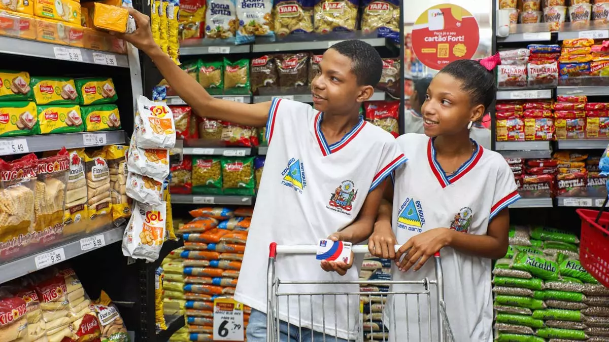 Nesta quarta-feira (15), o Governo do Estado da Bahia efetuou o depósito da última parcela do programa Bolsa Presença referente