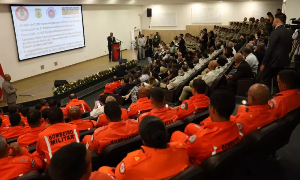 da Polícia Militar e do Corpo de Bombeiros Militar. As ações visam fortalecer a segurança pública e aprimorar a capacidade