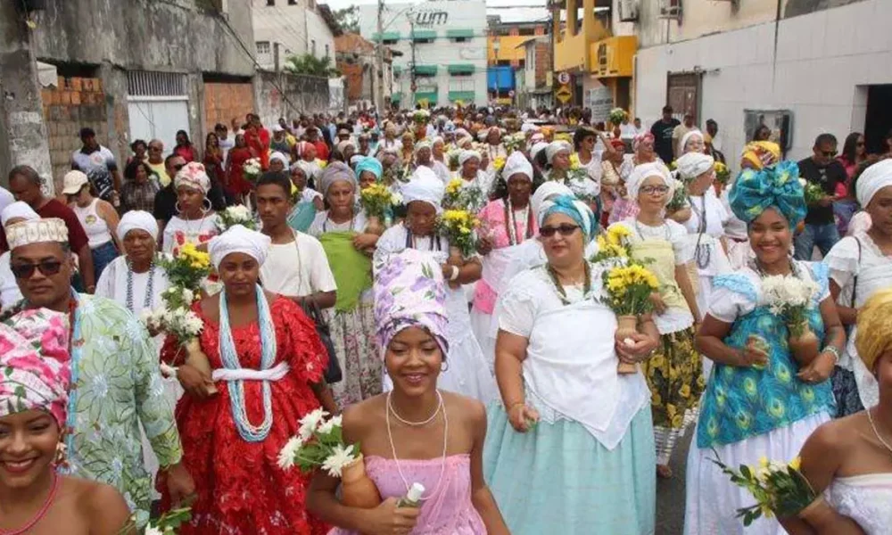 sagrado e o profano se encontram, aconteceu na manhã deste sábado (18/01) a Lavagem de Abrantes em homenagem à São Sebastião.