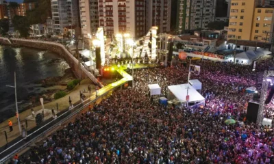 Com festas públicas e privadas em diversas zonas turísticas, a Bahia teve o Réveillon mais badalado do país. Brasileiros e estrangeiros