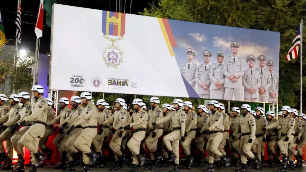 PMBA, uma força a serviço do cidadão, há 200 anos essa afirmação norteia o trabalho da Polícia Militar da Bahia, que tem se consolidado