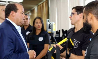 O Departamento de Polícia Técnica (DPT) da Bahia recebeu, nesta quarta-feira (19), novos veículos, equipamentos e coletes balísticos