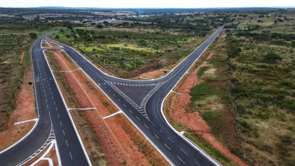 Extremo Oeste da Bahia, recebeu um importante avanço em infraestrutura com a pavimentação de 23 quilômetros da BR-135, no trecho