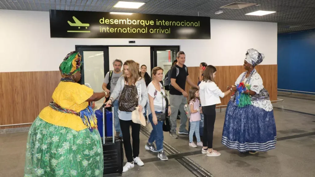 O estado também voltou a crescer acima da média nacional (57%) e do índice do Nordeste (53,4%). A Bahia foi a porta de entrada