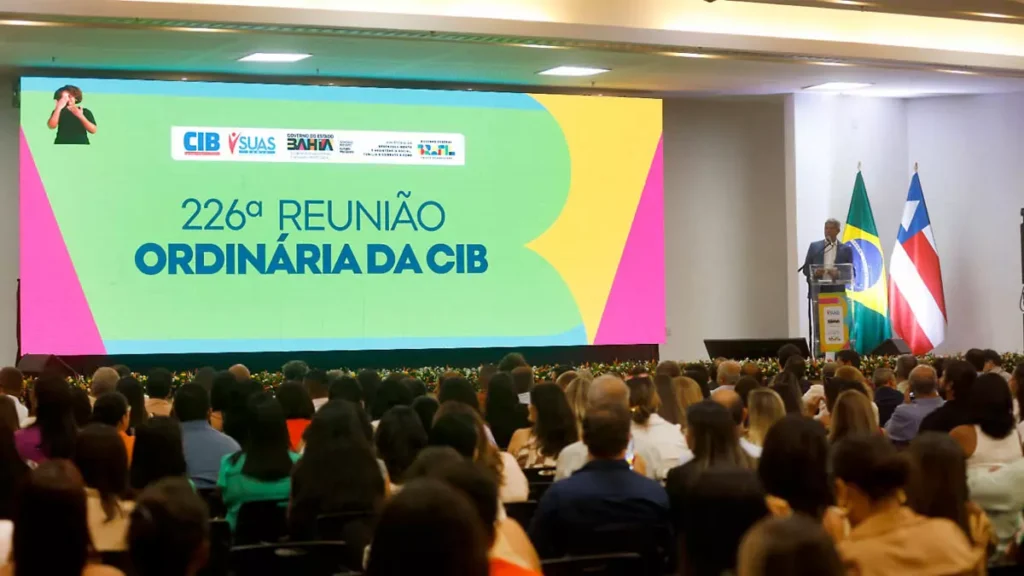 Com recursos que ultrapassam R$ 150 milhões, o Governo do Estado firmou o Pacto de Aprimoramento da Assistência Social na Bahia,