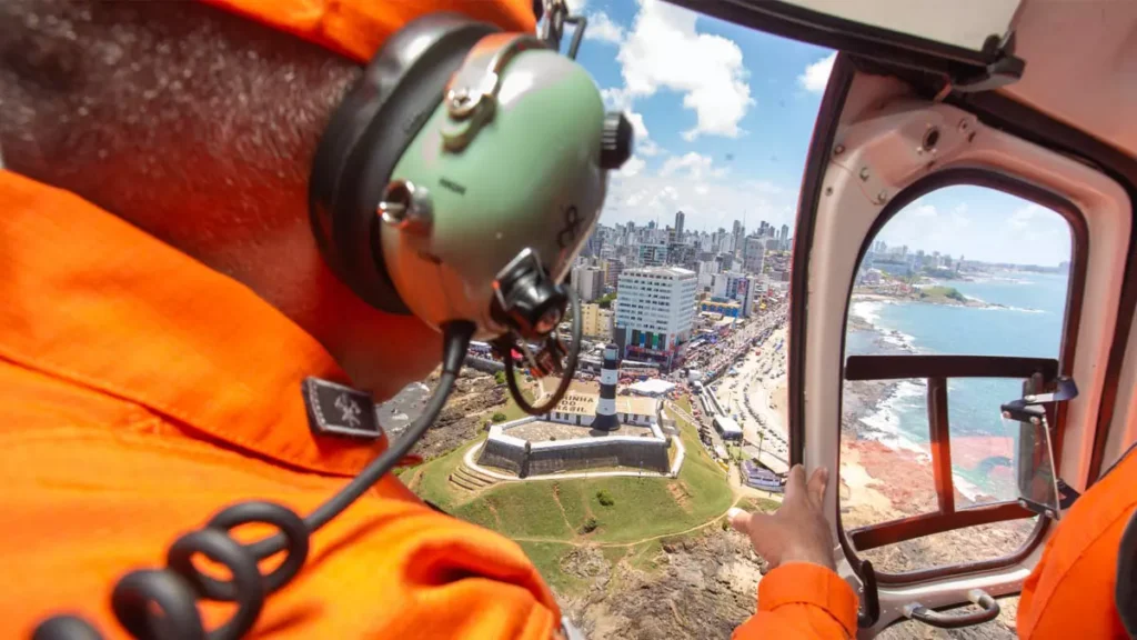 Salvador ganhou um reforço dos ares com a estreia da atuação do Grupamento de Operações Aéreas (GOA) do Corpo de Bombeiros