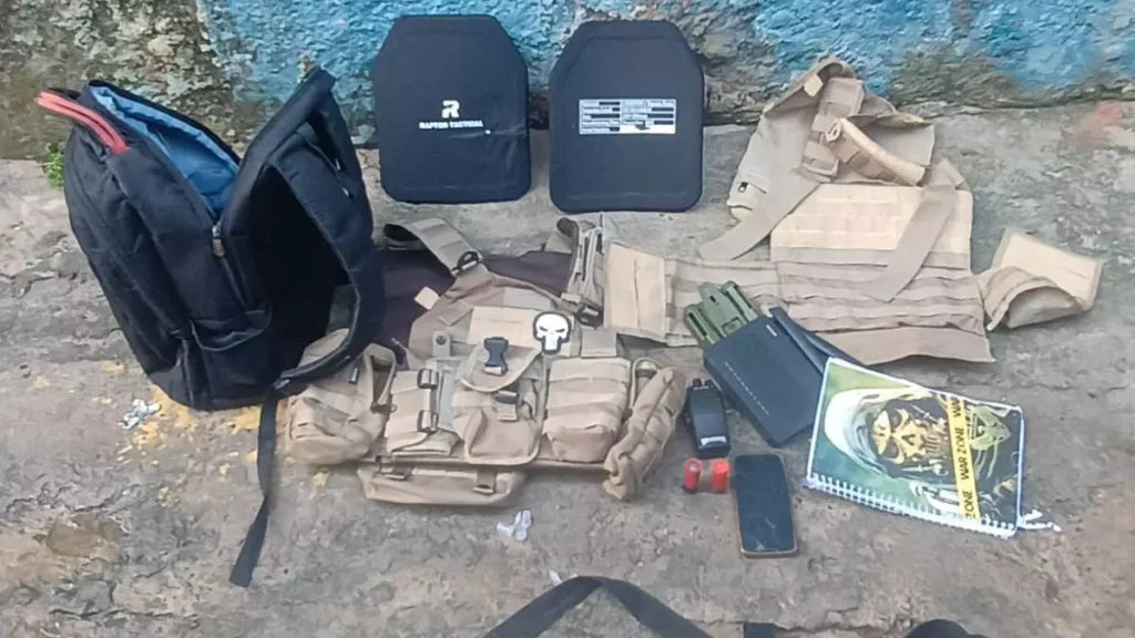 Policiais militares da 23ª CIPM libertaram, na manhã desta segunda-feira (24), três pessoas que estavam sendo feitas reféns por