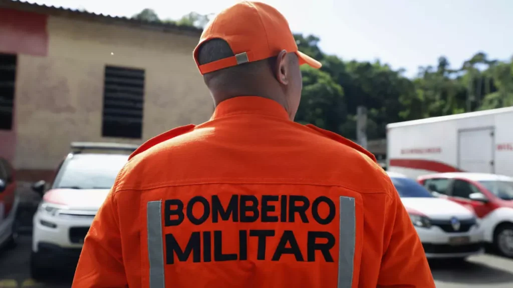 Estado da Bahia. Os reajustes – que incidem tanto sobre os soldos quanto sobre gratificações recebidas pelos praças e oficiais das