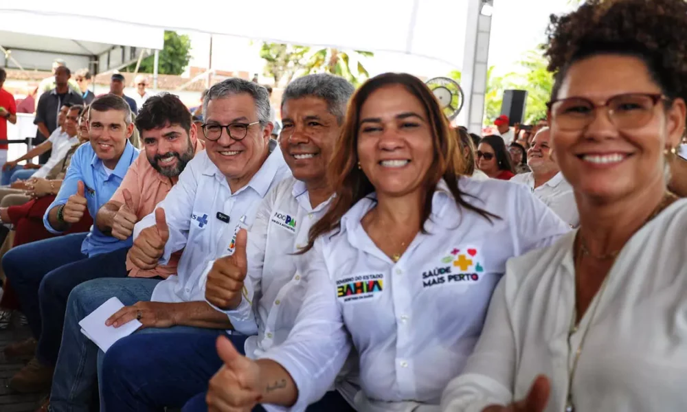 Desenvolvimento Tecnológico (Bahiafarma), em Simões Filho, e para a expansão da rede pública de saúde em Camaçari. A cerimônia,