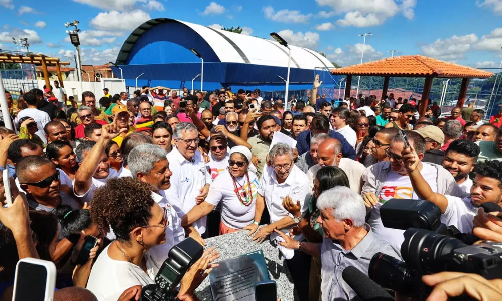 Quadras renovadas, gramado novo e estrutura pronta para acolher a comunidade: o Complexo Poliesportivo do Centro Social Urbano (CSU)