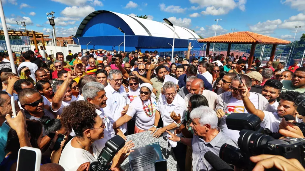 Quadras renovadas, gramado novo e estrutura pronta para acolher a comunidade: o Complexo Poliesportivo do Centro Social Urbano (CSU)