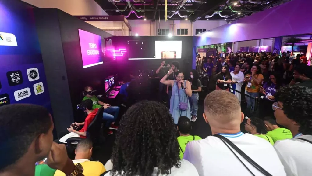 desenvolvedores locais, sem sair de Salvador? Essa é a magia da realidade virtual e dos jogos digitais. Até este sábado (12), o Bahia Connect