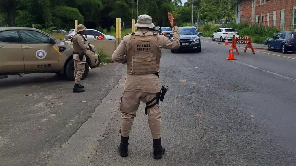 às 8 horas desta quinta-feira (17), com a intensificação das ações de policiamento e de fiscalização nas rodovias estaduais.  
