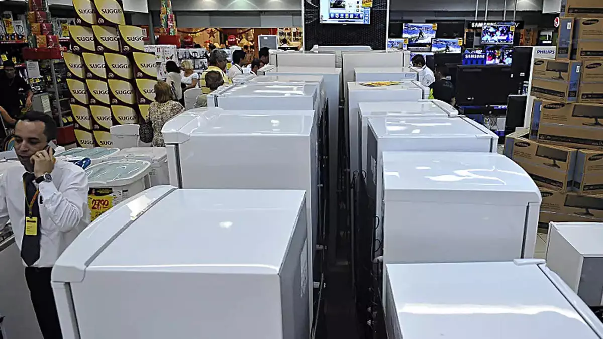O Índice Nacional de Preços ao Consumidor Amplo 15 (IPCA-15), que mede a prévia da inflação oficial, ficou em 0,36%