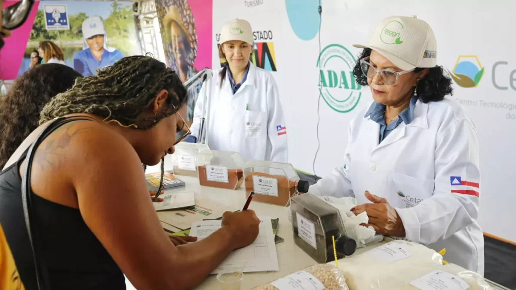 Feiras agropecuárias apoiadas pelo Governo do Estado movimentam a economia, fortalecem as cadeias produtivas e celebram a cultura do campo.