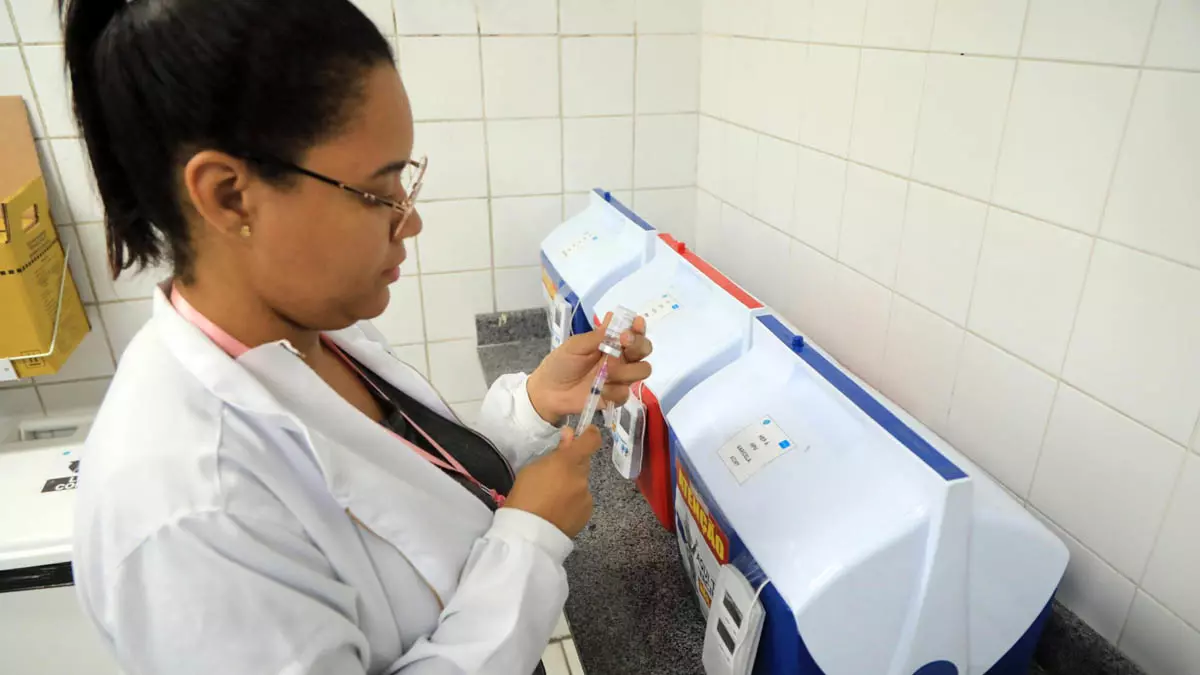 A Prefeitura de Salvador, por meio da Secretaria Municipal da Saúde (SMS), inicia a ampliação da vacinação contra a gripe (Influenza)