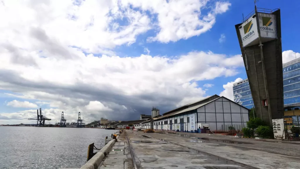 modernização e ampliação dos portos de Salvador, Aratu e Ilhéus. O anúncio ocorreu no Terminal de Cruzeiros, na capital, com a