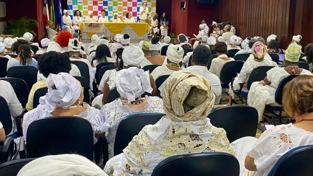sábado (30 e 31), durante o V Encontro Nacional de Mulheres de Axé da Rede Nacional de Religiões Afro-Brasileiras e Saúde (Renafro).