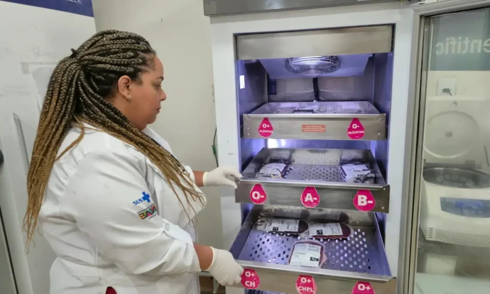 O Hospital Geral Roberto Santos (HGRS), em Salvador, enfrenta uma situação crítica em seu banco de sangue. Atualmente,