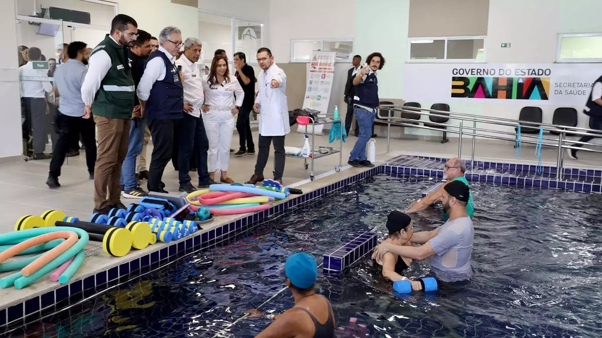 Em visita oficial à Bahia nesta quinta-feira (5), o ministro da Saúde, Alexandre Padilha, esteve no Hospital Ortopédico do