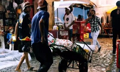 Desde a última quinta-feira (19), o Pelourinho se tornou o centro da tradição junina na capital baiana, atraindo milhares de turistas e