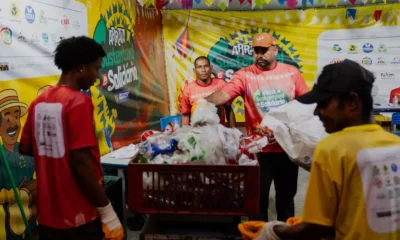 Durante os festejos juninos na Bahia, a coleta seletiva ganha destaque por meio do projeto Ecofolia Solidária, uma ação do Governo do Estado