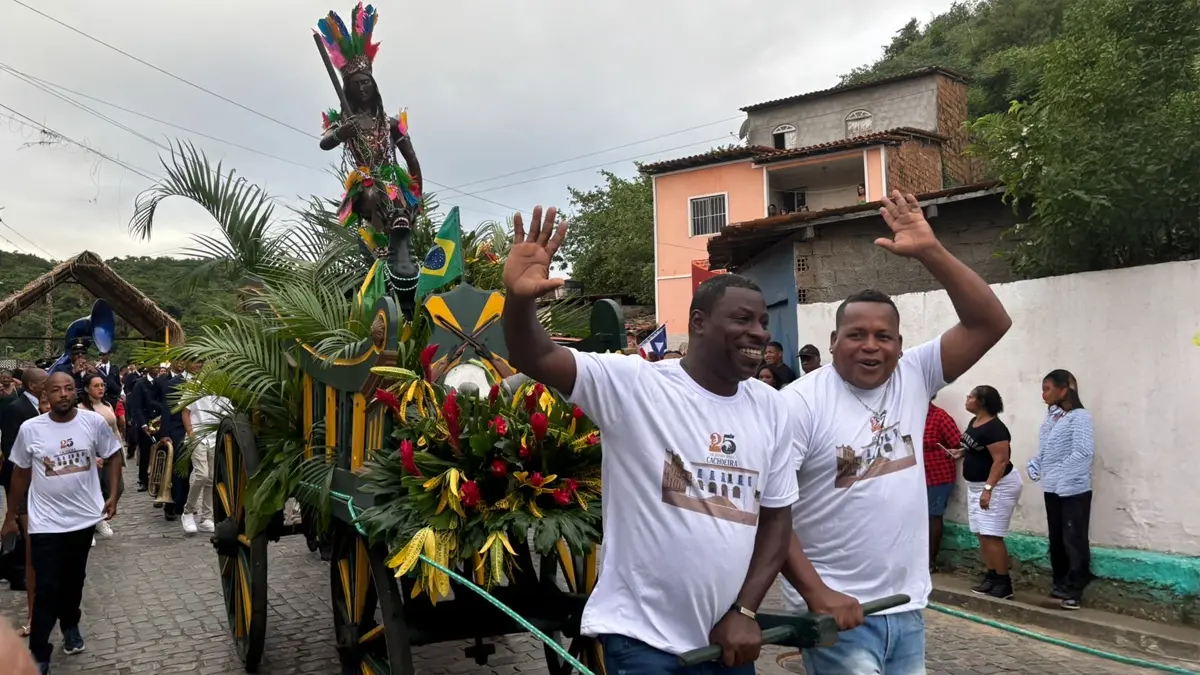 Cachoeira, na zona turística Baía de Todos-os-Santos, estendeu os festejos de São João até quarta-feira (25), com a abertura das celebrações