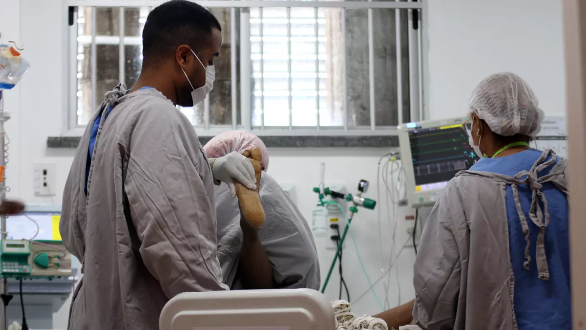 O reforço na assistência em hospitais da Secretaria da Saúde do Estado (Sesab) garantiu o atendimento às vítimas de queimaduras
