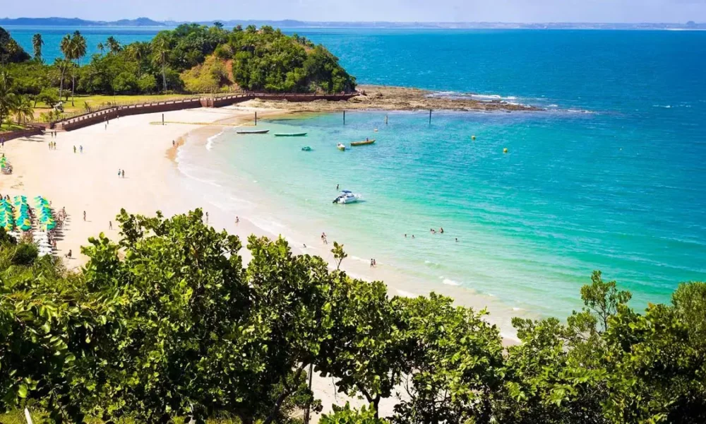 A Secretaria de Turismo do Estado (Setur-BA) comemora mais uma premiação para o destino Bahia: a melhor praia de enclave