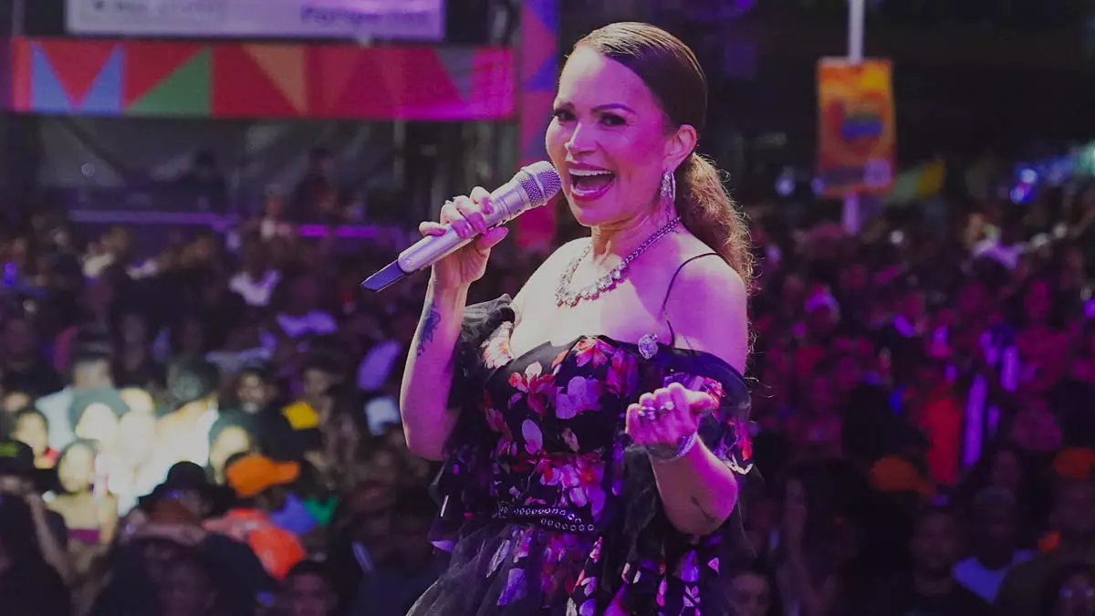 Com um repertório de respeito, Solange Almeida fez um dos shows mais marcantes do São João de Paripe, no Subúrbio