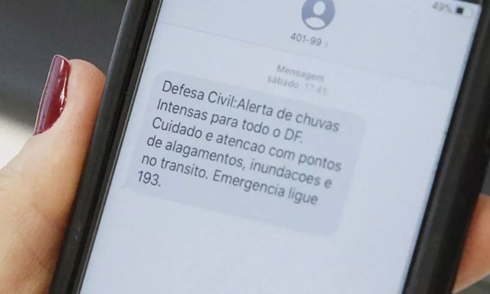 A Defesa Civil da Bahia realiza, neste sábado (14), às 12h, um teste do novo sistema nacional de alertas por SMS, o ‘Defesa Civil