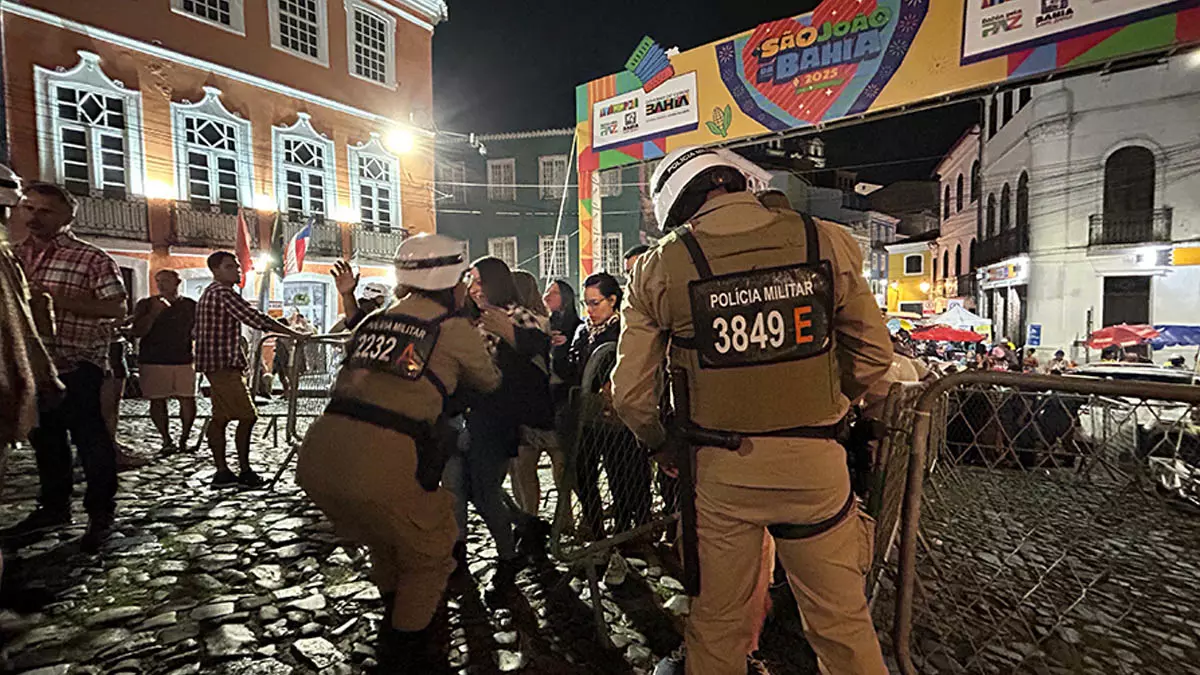 (Centro Histórico), no bairro de Paripe, em Salvador, além de 280 municípios do interior, terminou com baixo número de ocorrências.