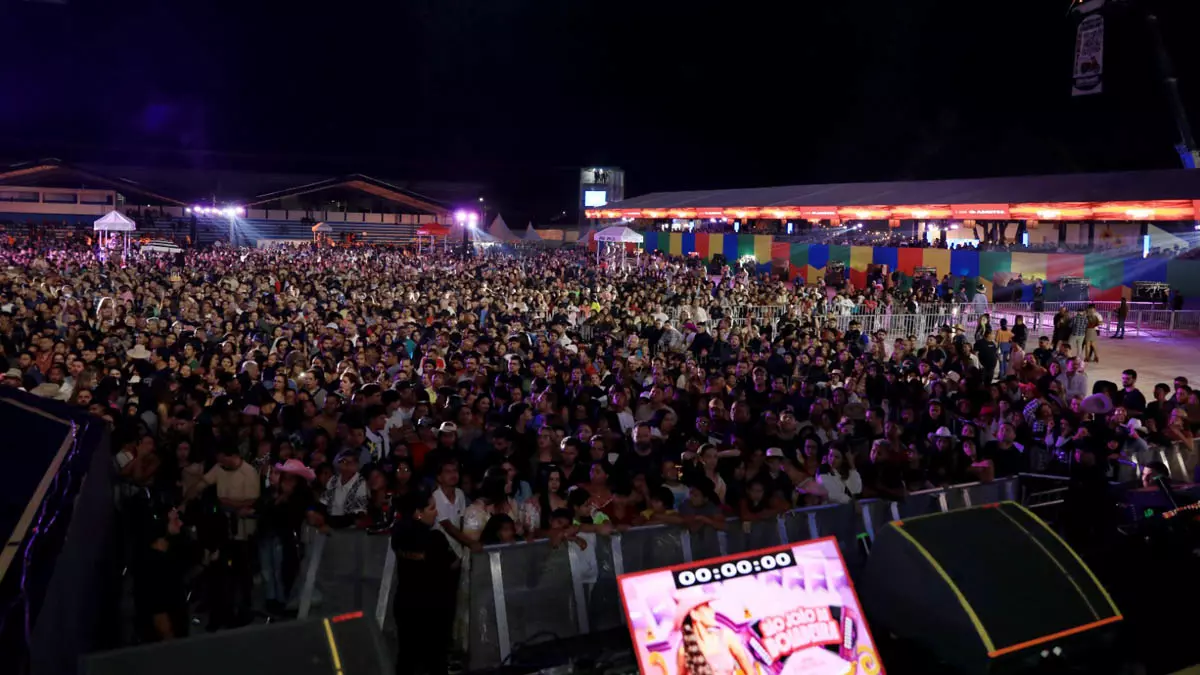 O Pedrão 2025 começou com o pé direito e muita animação em Eunápolis, no Extremo Sul da Bahia. Este ano, a festa está completando
